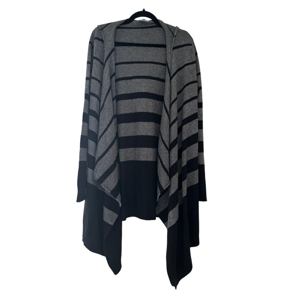 C & C California sz M cashmere/wool blend black/grey hooded cardigan sweater M